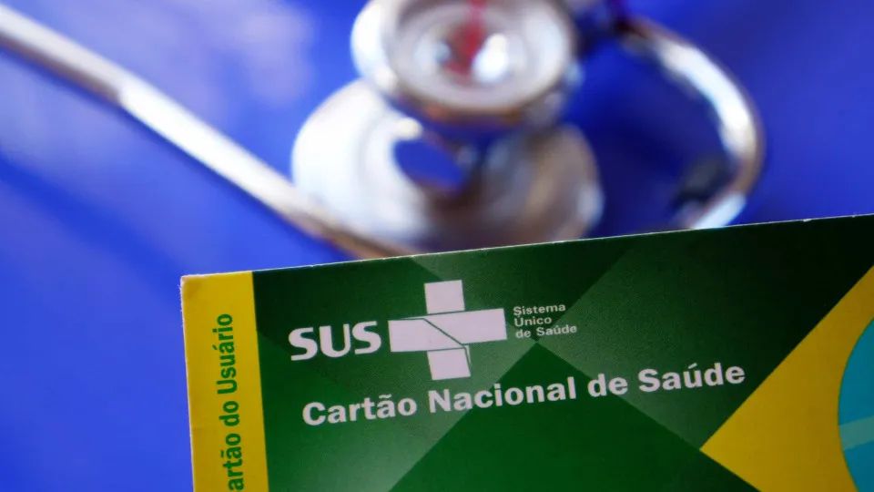 Governo quer promover marca de ação contra filas do SUS em hospitais privados e atrair emendas
